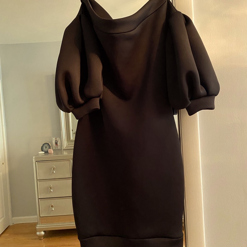 Fashion Nova cap sleeve dress 🖤